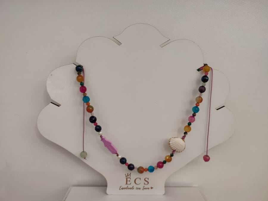 Collar de San Roque con piedra natural y concha
