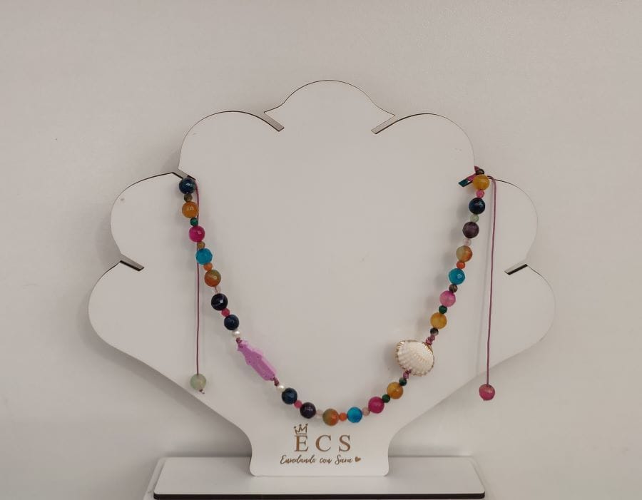 Collar de San Roque con piedra natural y entrepieza de metacrilato