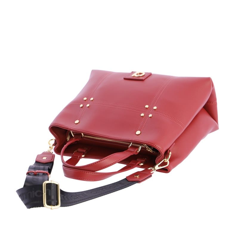 Bolso de mano y bandolera intercambiable en color granate con detalles dorados