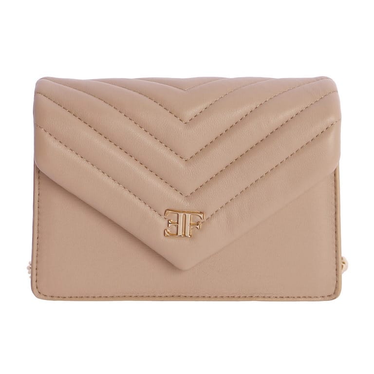 Bolso beige de solapa de E Ferri fabricado con materiales de alta calidad