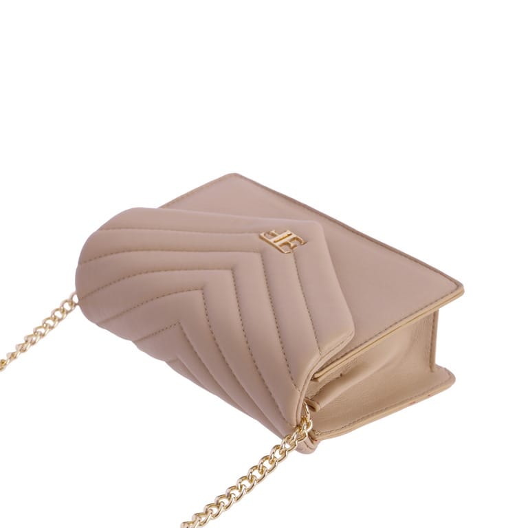 Bolso solapa pequeño de E Ferri en color beige fabricado en PU