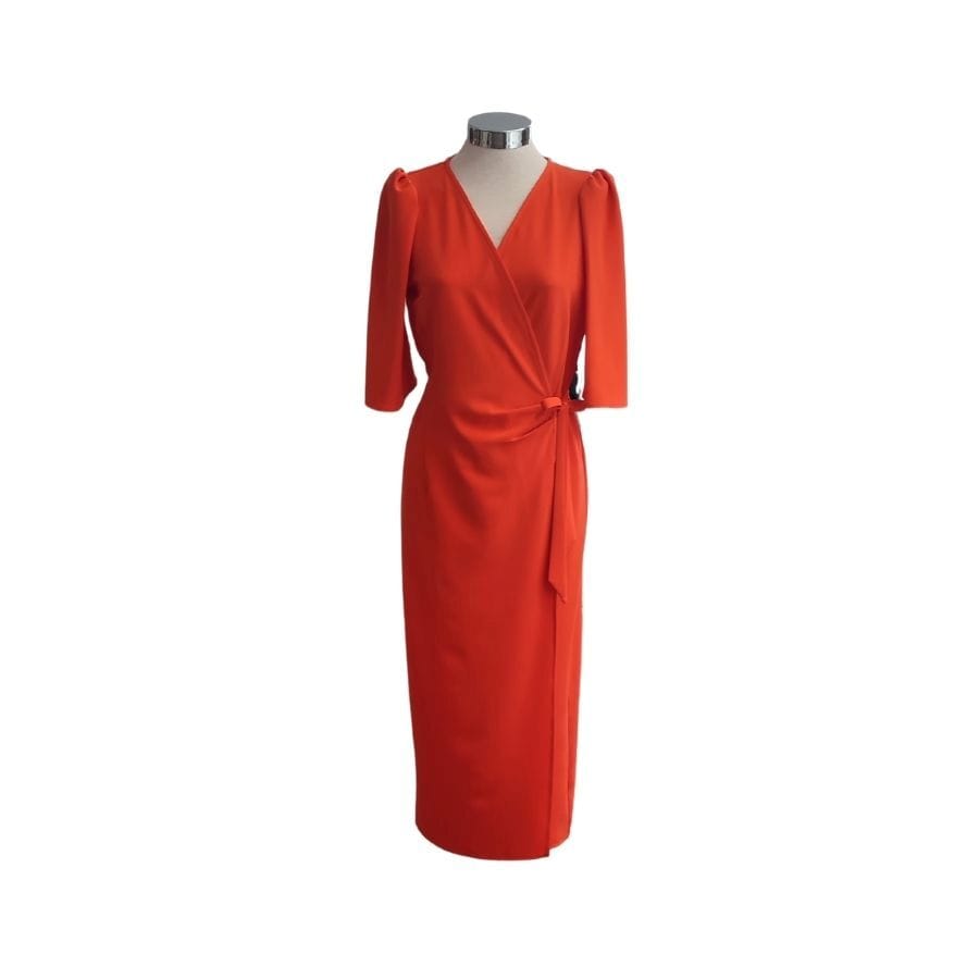 Vestido naranja de flores muñoz confeccionado con materiales de alta calidad