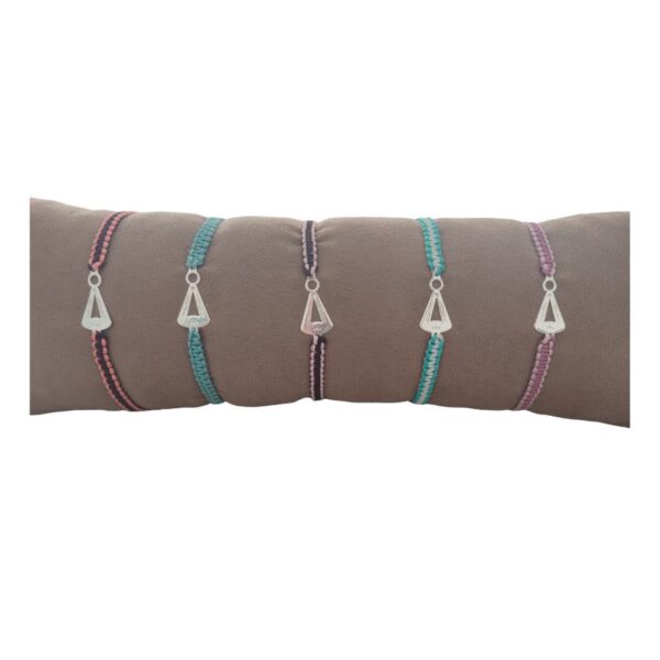 Pulseras de la Virgen de Covadonga en plata de ley en varios colores