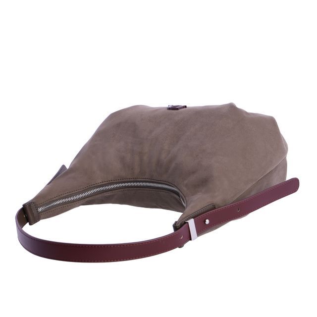 Bolso Hobo Efecto Ante calidad a precio asequible. Este bolso cómodo es ligero y tiene el tamaño ideal.