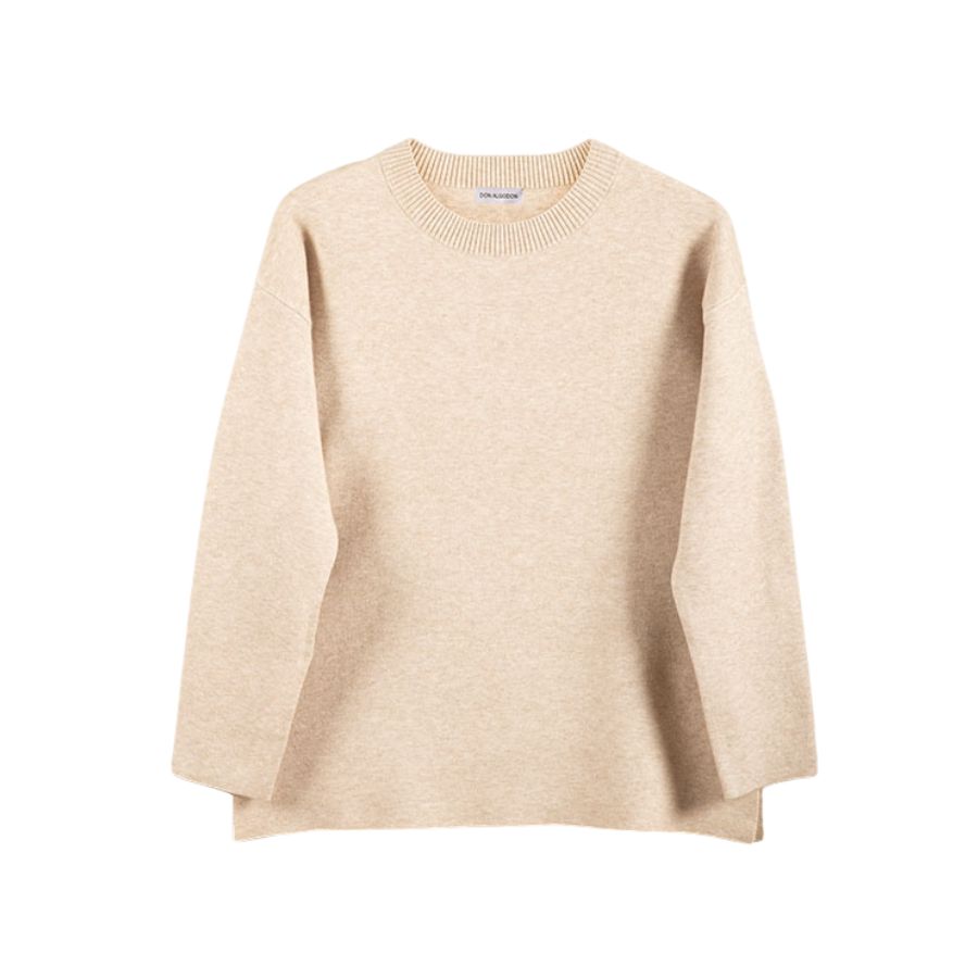 Jersey Punto Elegante Suave. Siente la calidez del punto con este jersey holgado. Su diseño oversize asegura comodidad y estilo.