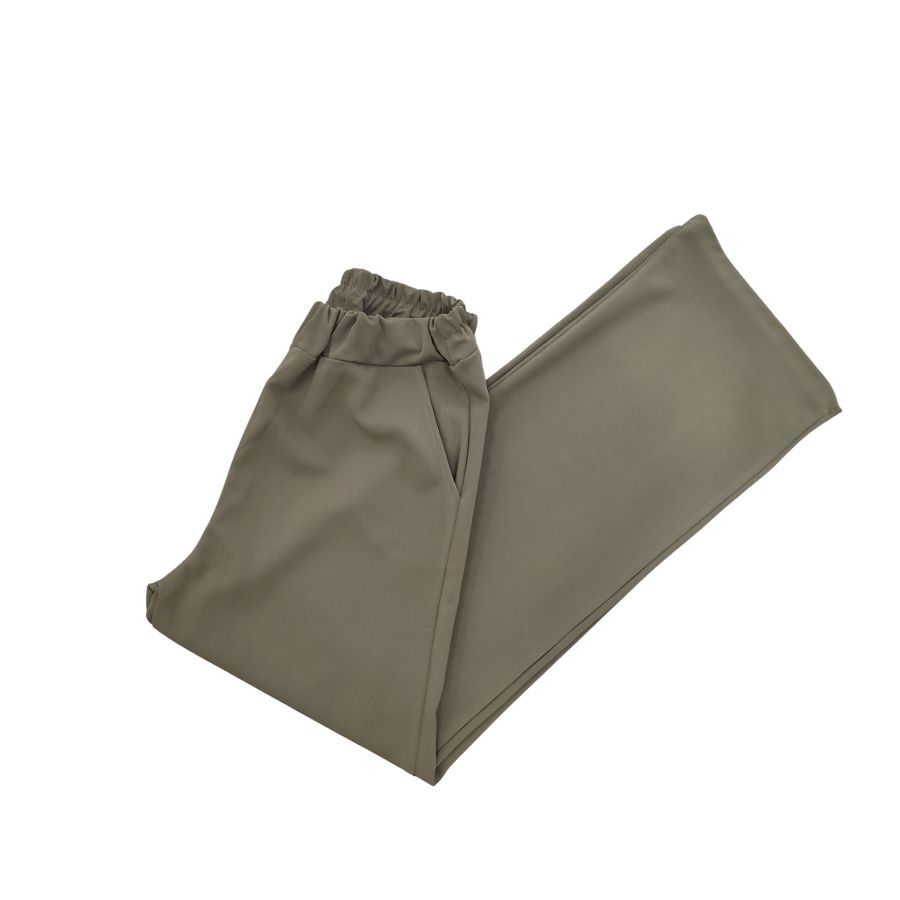 Pantalón Verde Vico 2026. Comodidad absoluta con el sello inconfundible de la firma Orange.