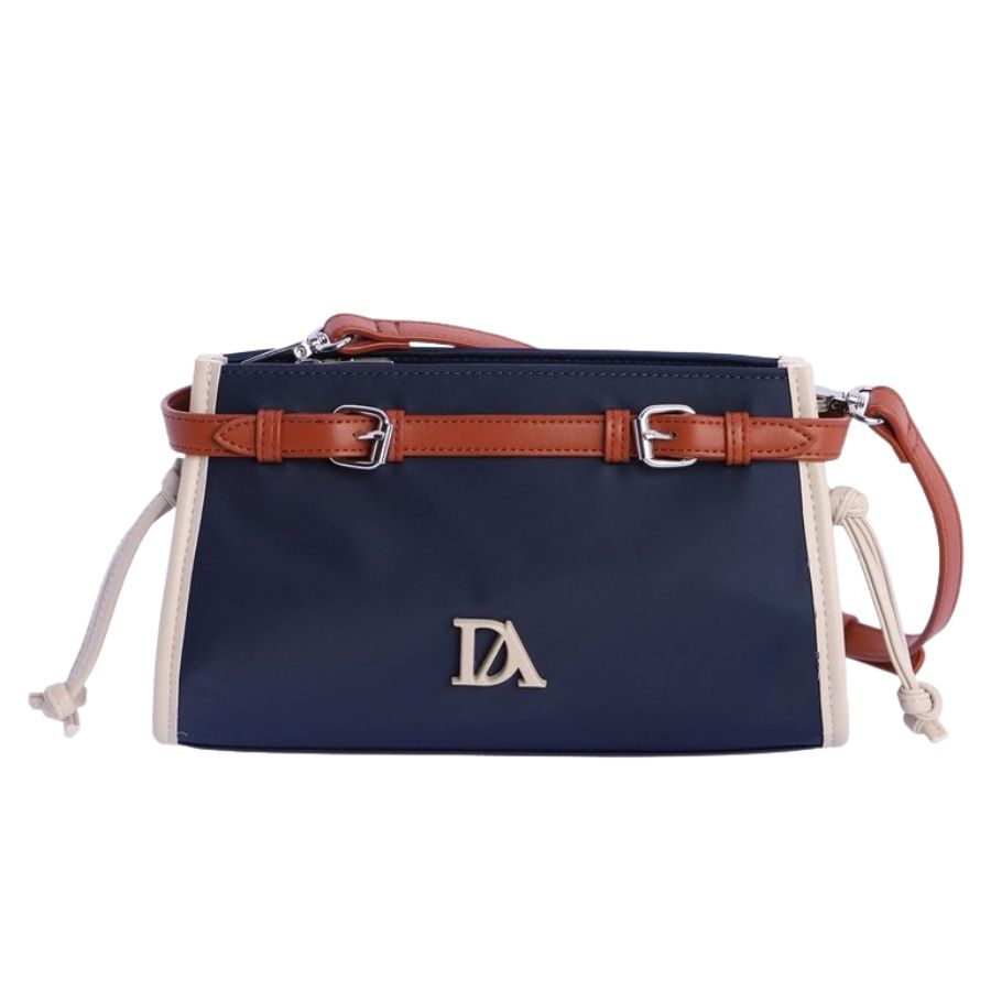 Bolso Bandolera Mujer Azul. Bolso bandolera Don Algodon azul marino con detalles cuero y logo metálico.