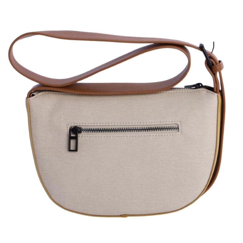 Bandolera mujer Don Algodon. Vista posterior del bolso Don Algodon mostrando el bolsillo exterior con cremallera y acabados en costura amarilla.