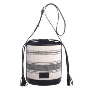 Bolso Bombonera Rayas Mujer. Bolso mini saco con acabado rústico y detalles de piel sintética premium. Ideal para eventos casuales que requieren un toque chic de don algodon.