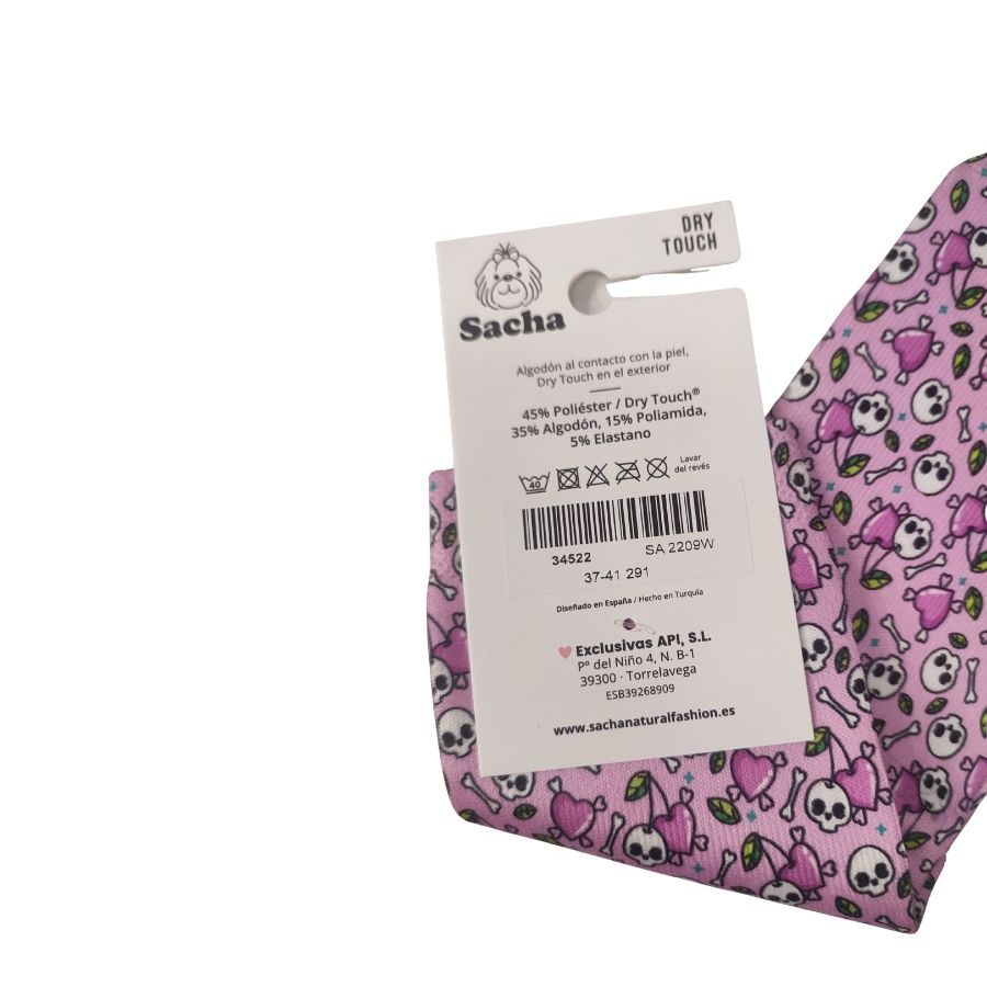 Calcetines Mujer Corazones Divertidos. Sorprende con los diseños exclusivos de Sacha Natural Fashion, combinando estampados vibrantes con la máxima resistencia técnica. El regalo perfecto para cualquier ocasión en talla única.